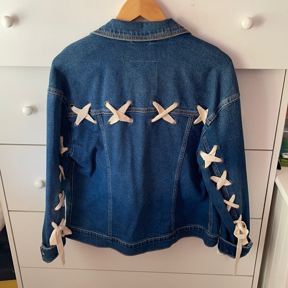 NWOT HOLLISTER BOYFRIEND DENIM JACKET